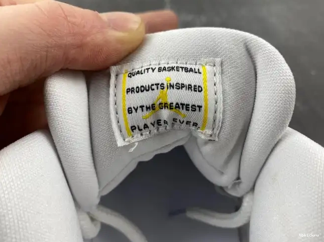 Reps TBkick Air Low Jordan 11 WMNS Snakeskin Yellow AH7860-107 0606